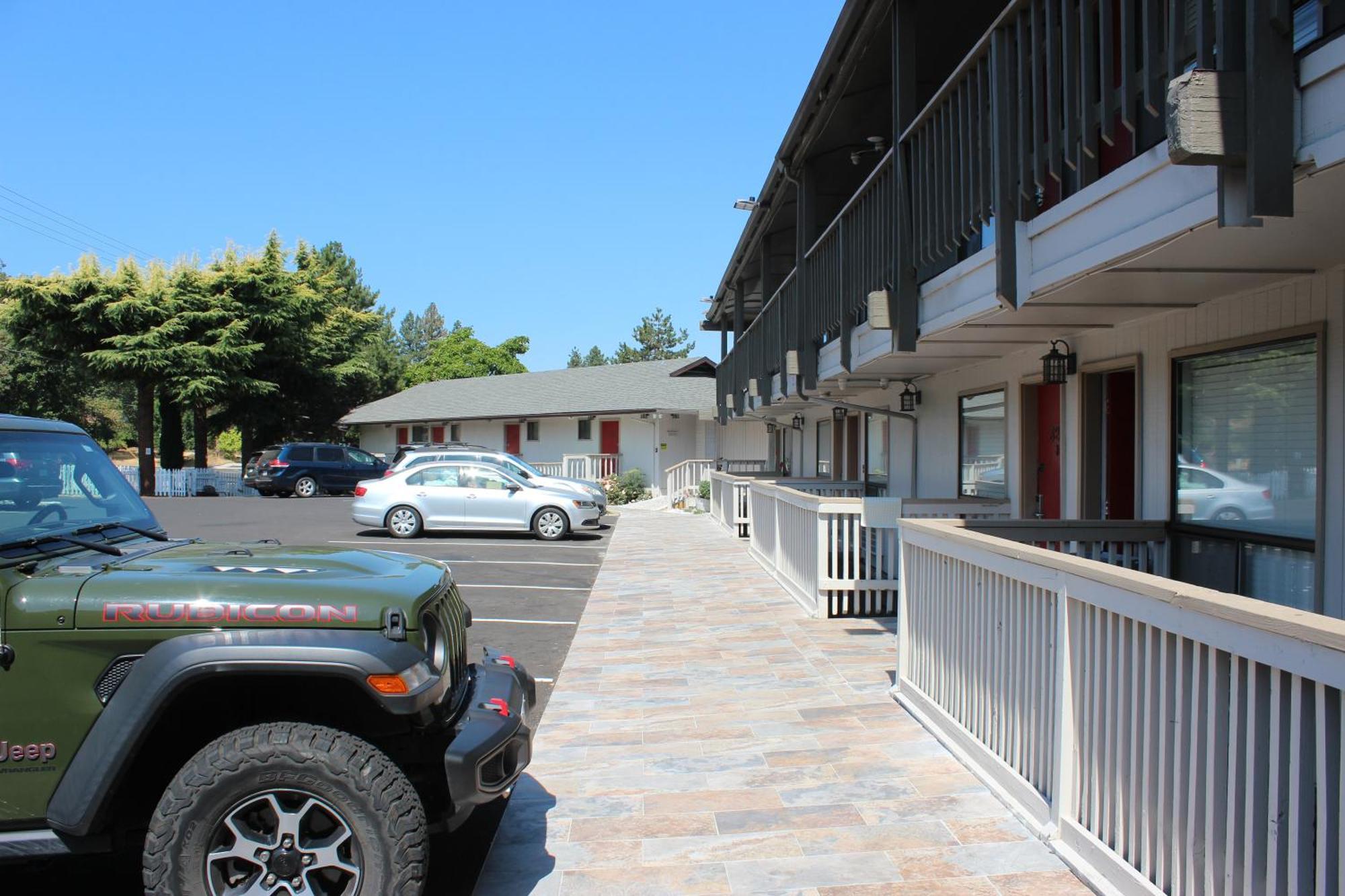 Cedarwood Inn Of Ashland Dış mekan fotoğraf